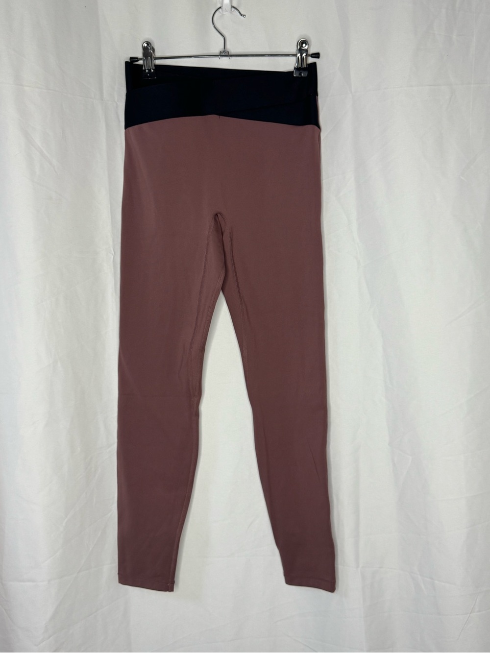 Le ore  High-Waist Leggings with Black Waistband